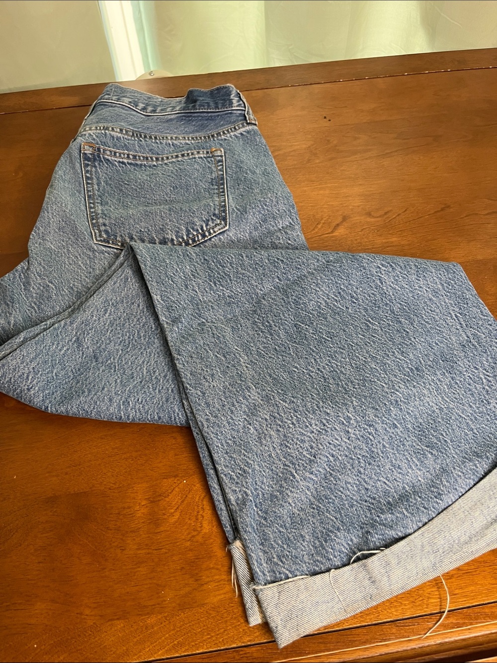 Abercrombie & Fitch The Ultra Loose Low Rise Low Rise Wide Leg Light Blue Wash